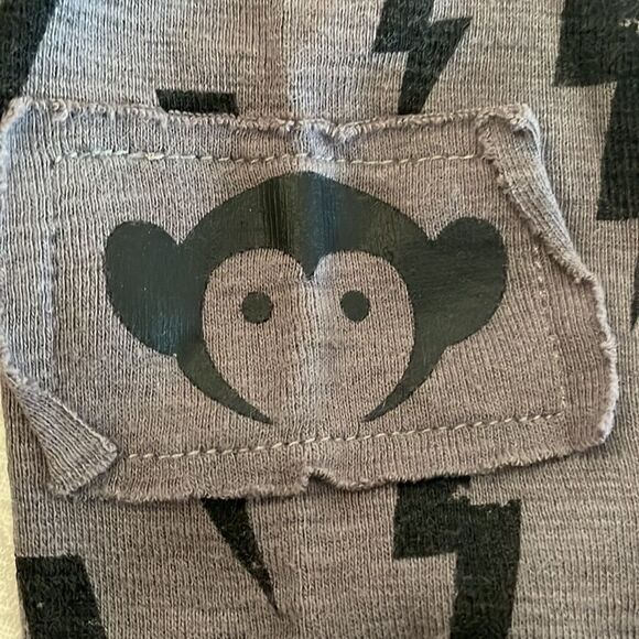 Appaman Girls Grey V Neck Long Sleeve Lightning Bolt Top - Picture 5 of 6